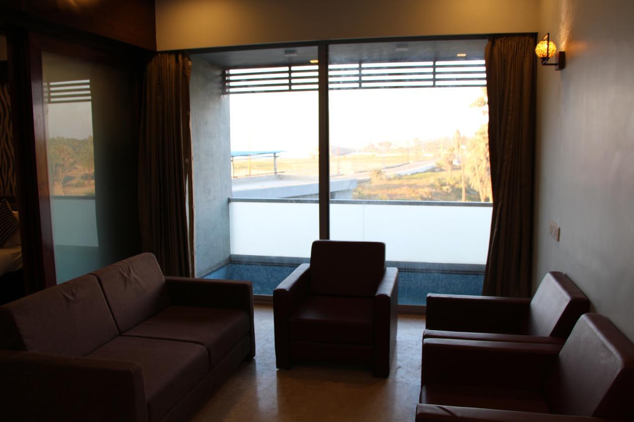 Krishna Beach Resorts - Diu Exterior photo