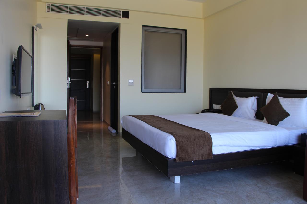 Krishna Beach Resorts - Diu Exterior photo